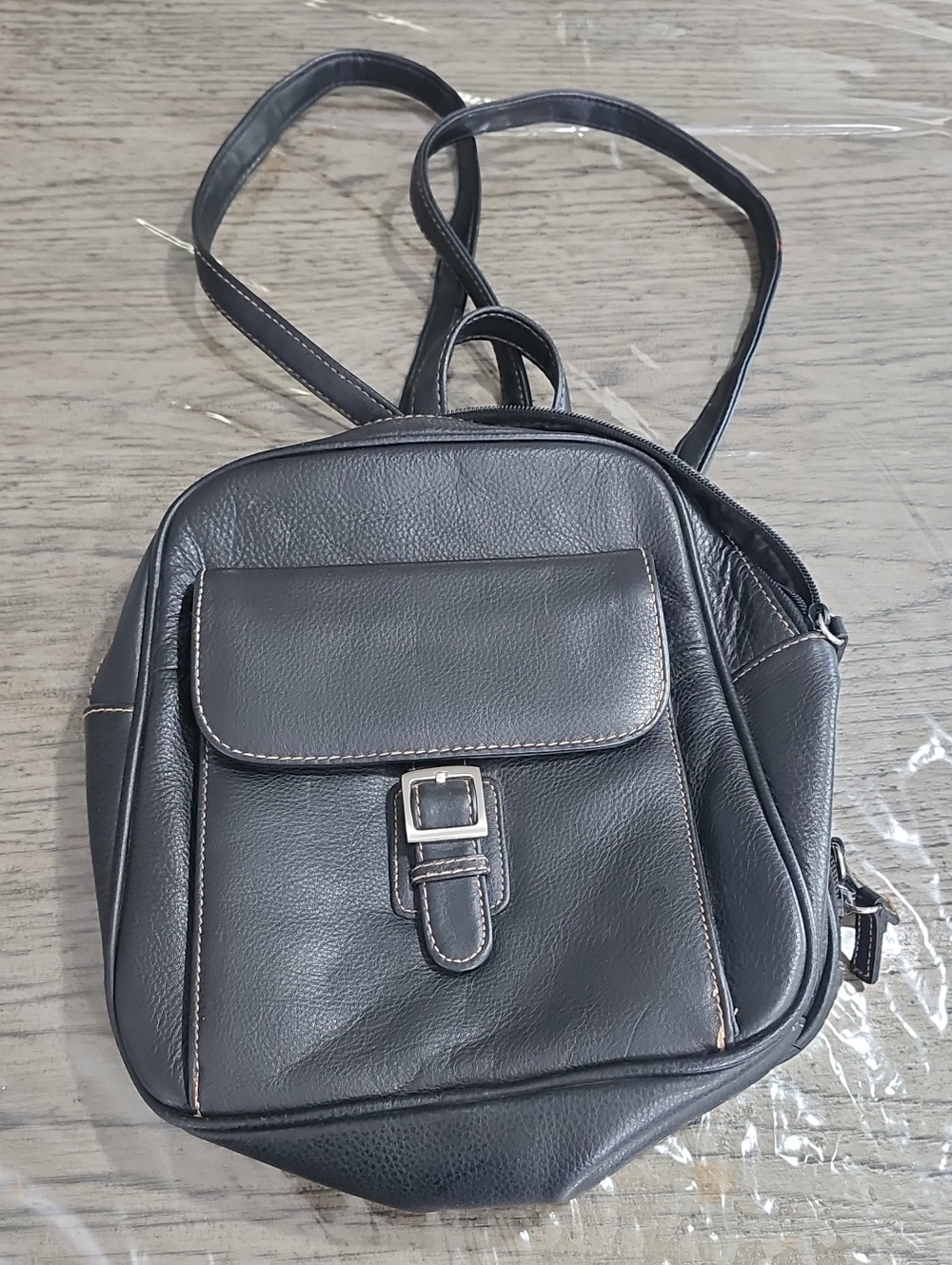 Hillard & Hanson Black Leather Backpack‎